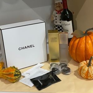 Chanel box 4 travel jar